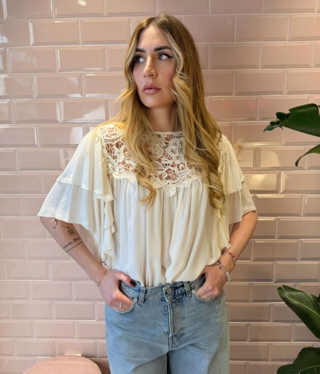 Camicia donna burro con pizzo e maniche ampie modello Jela- Aniye By